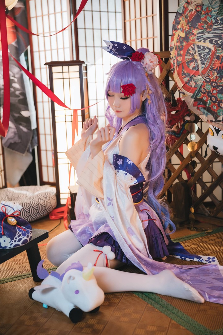 焖焖碳COS碧蓝航线独角兽和服版，温柔梦幻的和风少女氛围