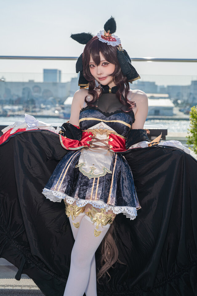 水羽Etocha贵妇人COS:红黑礼服惊艳AnimeJapan2026现场 水羽Etocha贵妇人COS:红黑礼服惊艳AnimeJapan2026现场