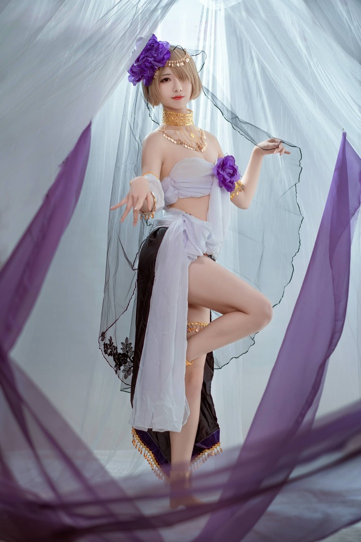 出包王女舞娘COS赏析:弥音音演绎花嫁风格的梦幻角色魅力 出包王女舞娘COS赏析:弥音音演绎花嫁风格的梦幻角色魅力