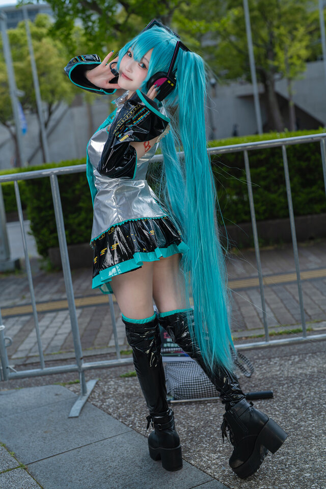 Ma-poyo初音未来COS亮相Nico Nico双马尾一甩就是舞台感 Ma-poyo初音未来COS亮相Nico Nico双马尾一甩就是舞台感
