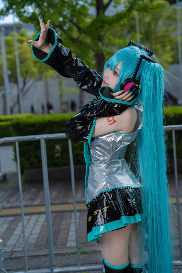Ma-poyo初音未来COS亮相Nico Nico双马尾一甩就是舞台感 Ma-poyo初音未来COS亮相Nico Nico双马尾一甩就是舞台感