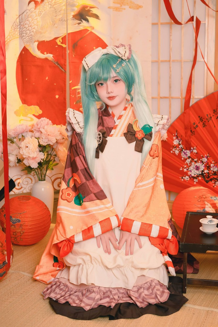 Messie Huang初音未来COS:东方美学造型展现虚拟偶像魅力 Messie Huang初音未来COS:东方美学造型展现虚拟偶像魅力