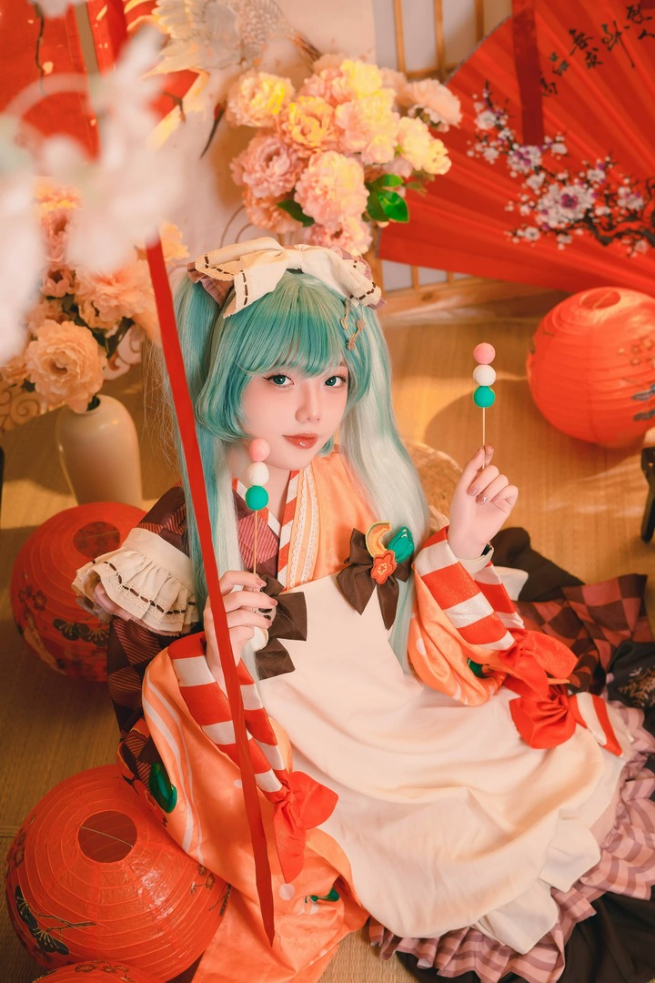 Messie Huang初音未来COS:东方美学造型展现虚拟偶像魅力 Messie Huang初音未来COS:东方美学造型展现虚拟偶像魅力