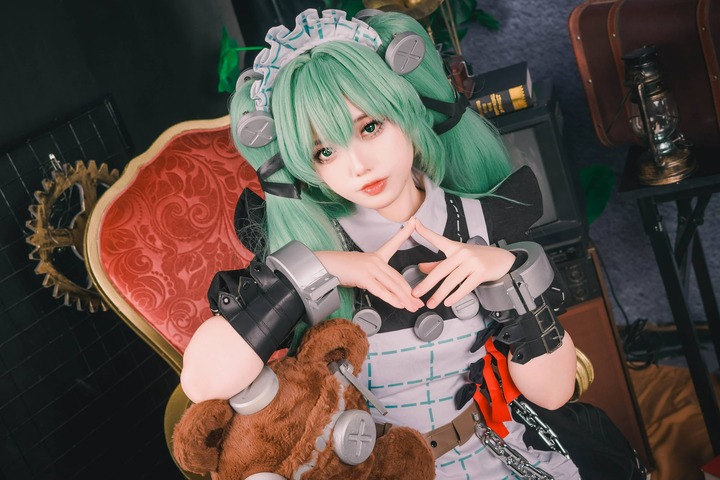 Messie Huang可琳·威克斯cos:女仆少女与机械感的融合魅力 Messie Huang可琳·威克斯cos:女仆少女与机械感的融合魅力