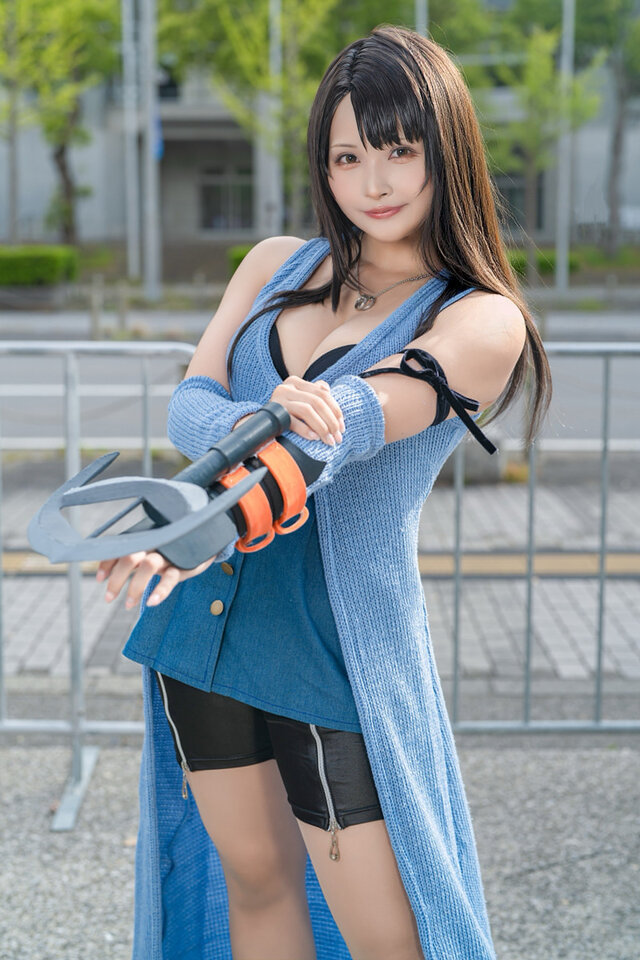 最终幻想8哈蒂利COS:天音Allie演绎温柔又帅气的经典女主 最终幻想8哈蒂利COS:天音Allie演绎温柔又帅气的经典女主