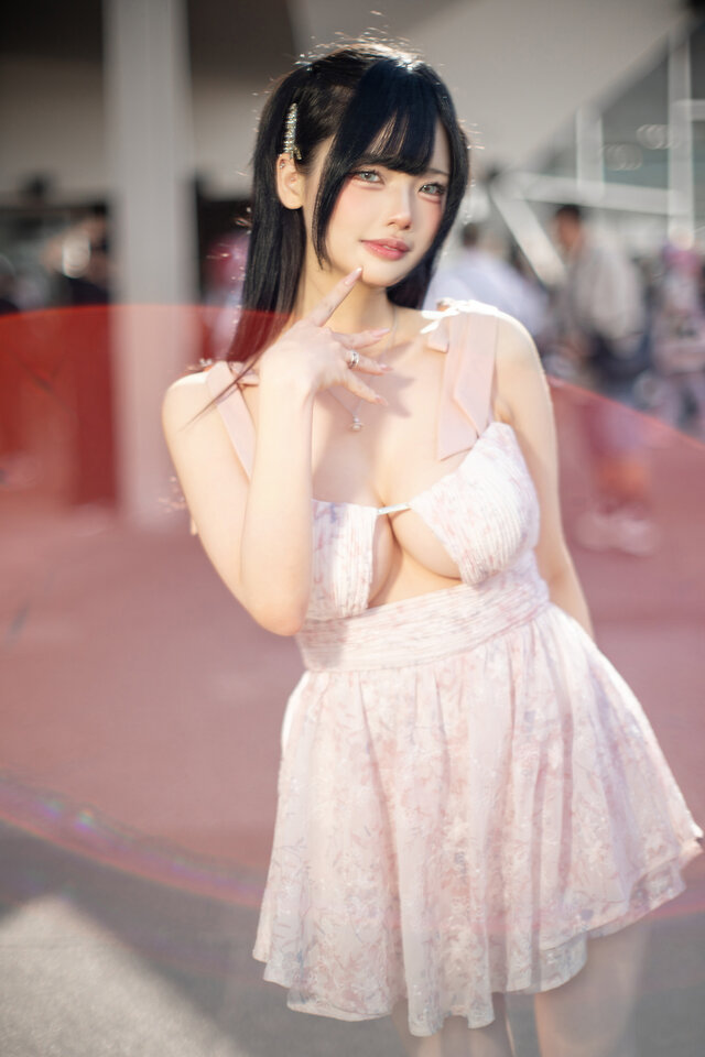 宫村Ruka亮相PF44:粉色夏日裙装甜美吸睛,镜头表现力拉满 宫村Ruka亮相PF44:粉色夏日裙装甜美吸睛,镜头表现力拉满