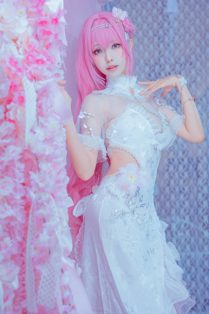 ElyEE子桃乐丝cos赏析,白色旗袍花嫁造型还原绝美桃源女神 ElyEE子桃乐丝cos赏析,白色旗袍花嫁造型还原绝美桃源女神