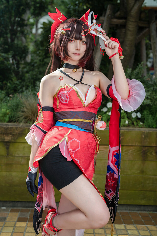 假面愚者降临池袋!Noameron绝美花火cos欢愉少女神韵拉满 假面愚者降临池袋!Noameron绝美花火cos欢愉少女神韵拉满