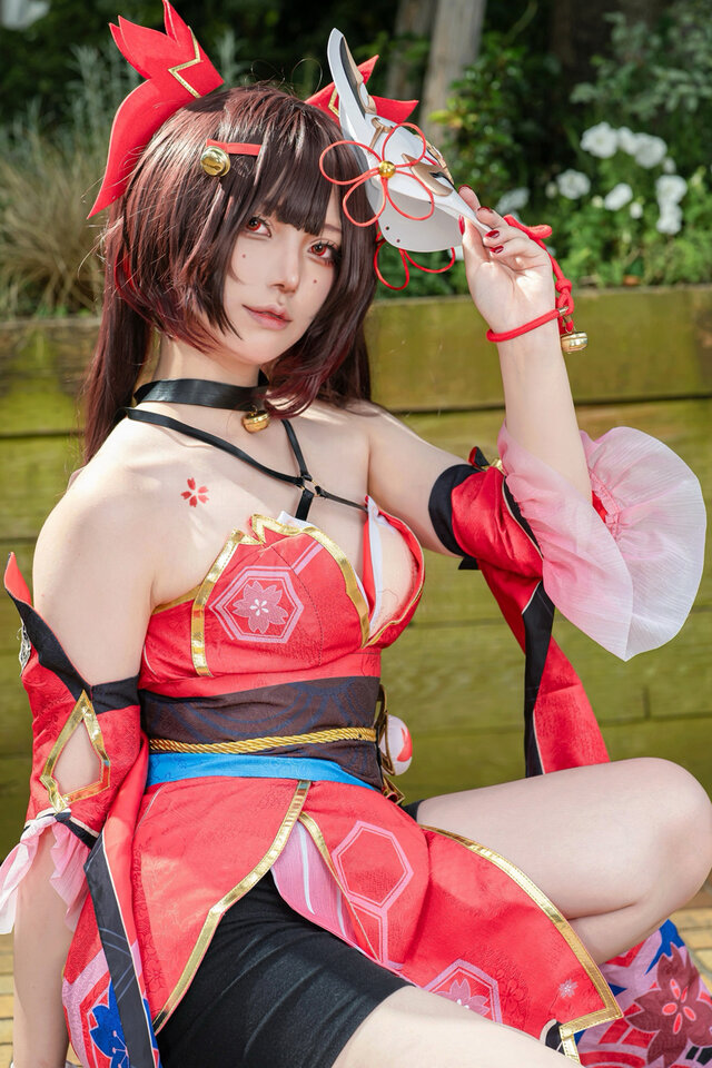 假面愚者降临池袋!Noameron绝美花火cos欢愉少女神韵拉满 假面愚者降临池袋!Noameron绝美花火cos欢愉少女神韵拉满