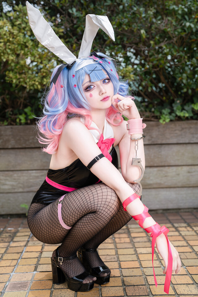 Rabbit Hole初音未来COS|acosta!女仆初音与兔女郎初音同框 Rabbit Hole初音未来COS|acosta!女仆初音与兔女郎初音同框