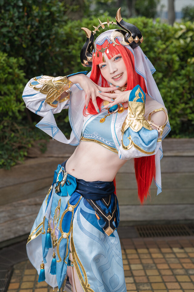 Shiora原神妮露cos:红发舞者惊艳亮相,异域华服还原度拉满 Shiora原神妮露cos:红发舞者惊艳亮相,异域华服还原度拉满