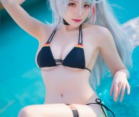 瓜希酱 cos “比基尼版”欧根亲王 | 碧蓝航线@瓜希酱 cos 作品