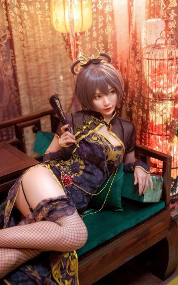 铁板烧鬼舞w cosplay | 铁板烧鬼舞w_洛天依旗袍cos [14P-208MB]