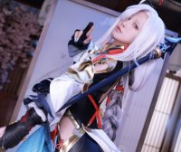 水淼aqua_cos申鹤 | 水淼aqua在《原神》化身“流鼻血版”申鹤