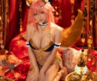 coser@星之迟迟在《Fate/Grand Order》化身“九尾狐”玉藻前