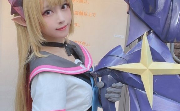 coser@kaorokuri在《传说对决》化身特尔安娜丝，美丽迷人