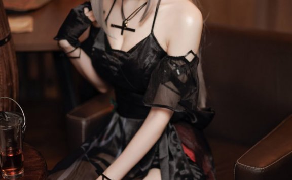 南宫_明日方舟cos系列 | 南宫_明日方舟·泥岩礼服cos作品[21P-301MB]