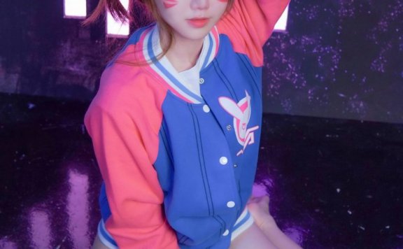 Sally Dorasnow cos作品 | Sally Dorasnow_守望先锋·D.Va Gamer Girl cos [10P-102MB]