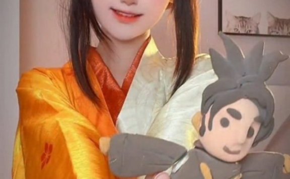 coser@小柔SeeU在《王者荣耀》的cosplay比原版更漂亮