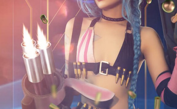 coser@米丘(Michu)在《英雄联盟》化身“暴走萝莉”金克丝