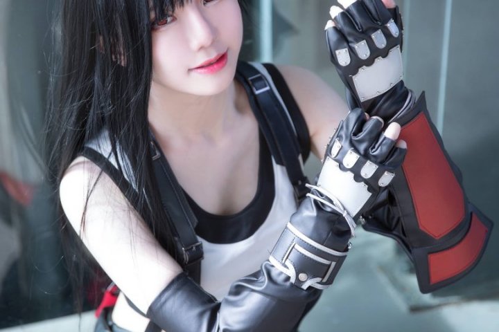 Sally Dorasnow cos蒂法 | Sally Dorasnow_最终幻想VII·蒂法cos作品[20P-203MB] - 趣画阁