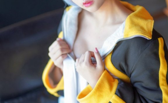 日奈娇cos蕾姆 |椎名莜(日奈娇) _蕾姆·运动服cos作品 [27P-642MB]