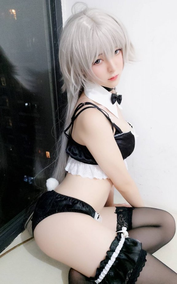 一小央泽cos黑兔 | 一小央泽_原创·黑兔cosplay作品 [10P-37MB]