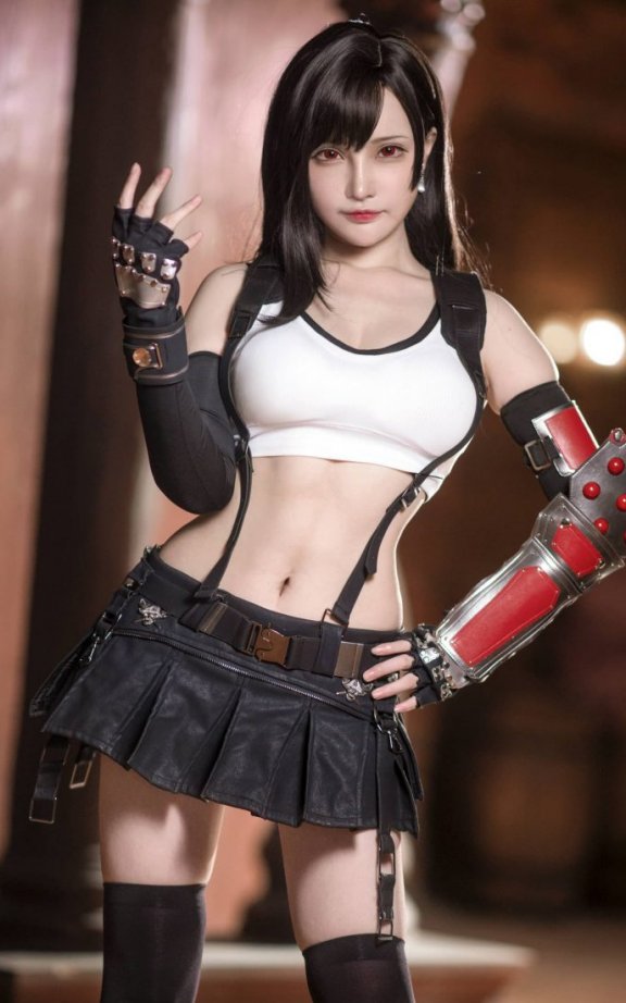 千夜未来cos作品 | 千夜未来(Senya Miku)_最终幻想VII·蒂法cos [20P-46MB]