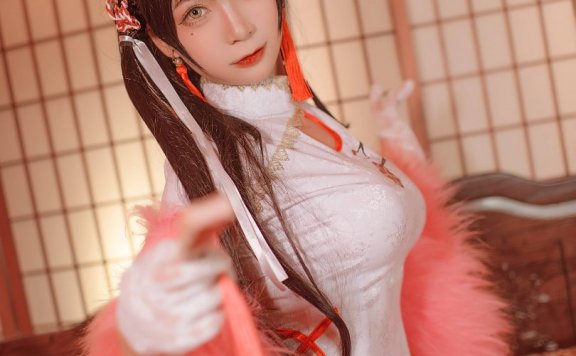 樱落酱w_新春cos作品 | 樱落酱w_碧蓝航线·爱宕新春旗袍cos [16P-210MB]