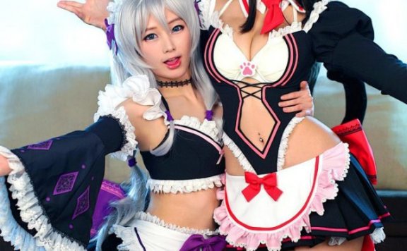 cosplay团体“Spiral Cats”在《灵魂武器》中的美丽角色扮演