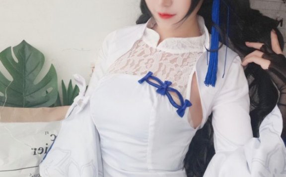 coser@腐团Ciel在《少女前线》化身美丽迷人“旗袍版”95式