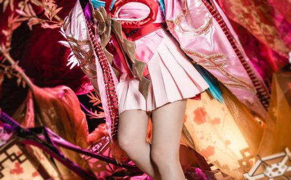 coser@Athena在游戏《传说对决》化身“龙影忍者”爱里Airi