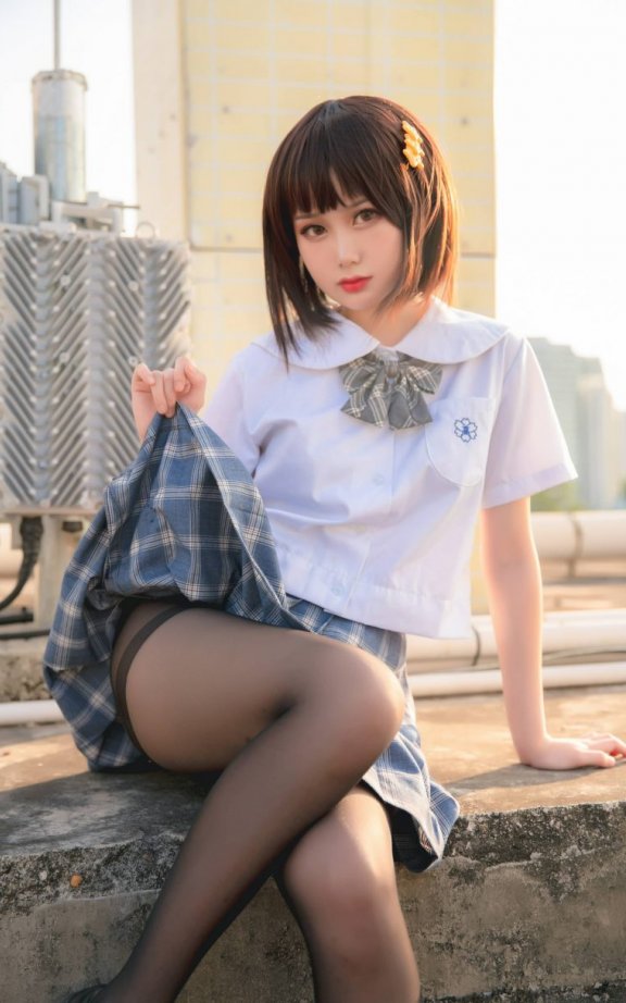 您的蛋蛋_JK cos系列 | 您的蛋蛋_YouMi尤蜜·天台JK cos作品 [41P-662MB]