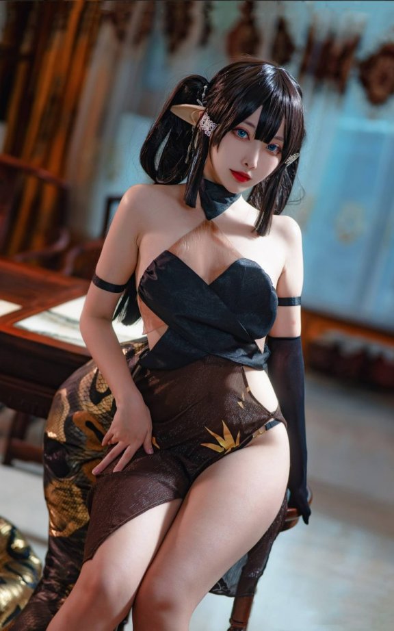 宮本桜cos森蚺 | 宮本桜_明日方舟·森蚺同人cos作品 [26P-309MB]