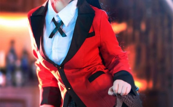 半半子cos《狂赌之渊》蛇喰梦子，演绎黑桃女王的性感魅力