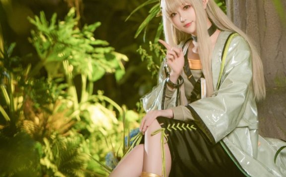 [明日方舟]小南宫zzZ cos缪尔赛思，绽放生态科主任的神秘魅力