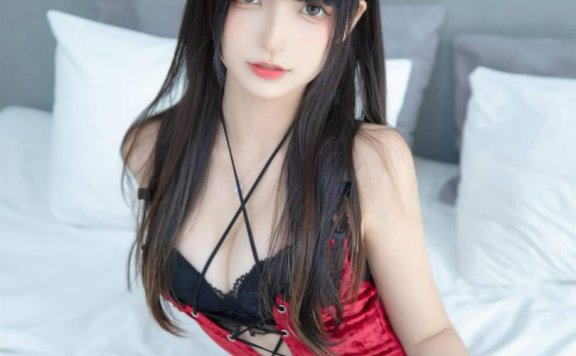 神楽坂真冬_红丝绒cos | 神楽坂真冬_红丝绒+黑色丝袜cos作品 [75P-221MB]