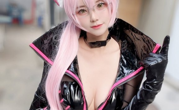 韩国女coser Nari化身“狐狸小姐”阿狸，被忽略后仍然散发美丽的光芒