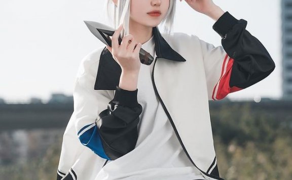 coser SenNi化身特工“捷风”，一起庆祝《无畏契约》发行三周年