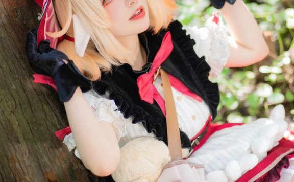 六二二同学cos《原神》可莉，展现“火花骑士”的可爱魔法治愈
