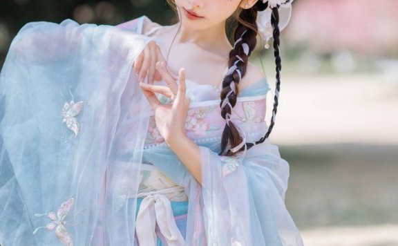 紫氯氯cos古典美女 | 紫氯氯_二月梅花·古典美女cos作品 [18P-87MB]