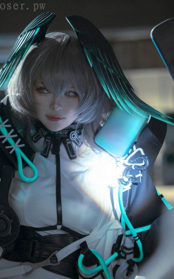 w百合欧皇子w cos霍尔海雅 | w百合欧皇子w_明日方舟·霍尔海雅cos [18P-124MB]