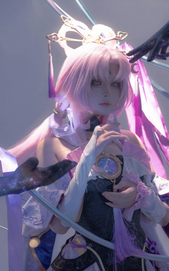 w百合欧皇子w cos符玄 | w百合欧皇子w_崩坏星穹铁道·符玄cos作品 [19P-204MB]