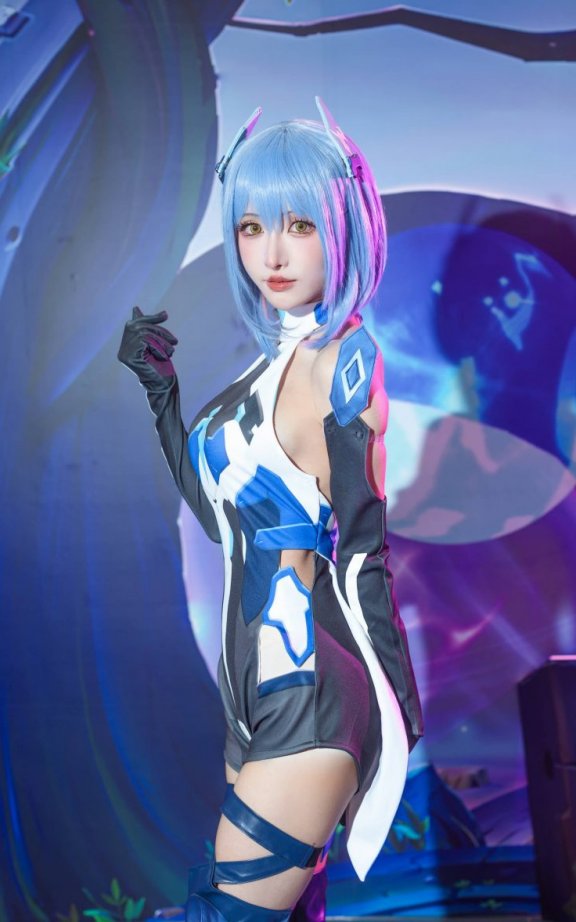 紫氯氯cos赛贝丝 | 紫氯氯_300大作战·赛贝丝cos作品 [9P-43MB]