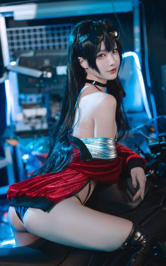 铁板烧鬼舞w_碧蓝航线·大凤机车cos [30P-584MB] | 铁板烧鬼舞w cos大凤