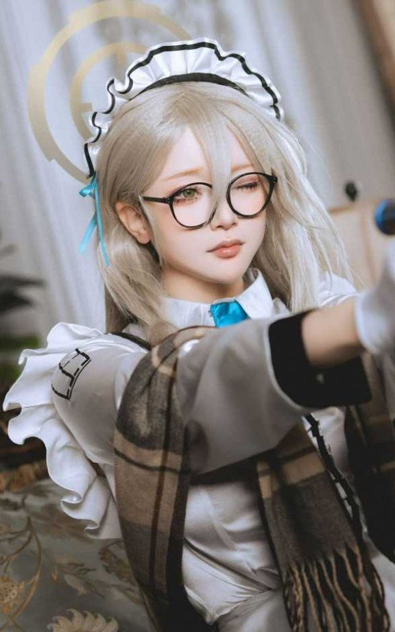 黑龙贯通cos室笠茜 | 黑龙贯通_碧蓝档案·室笠茜cos作品 [18P-95MB]