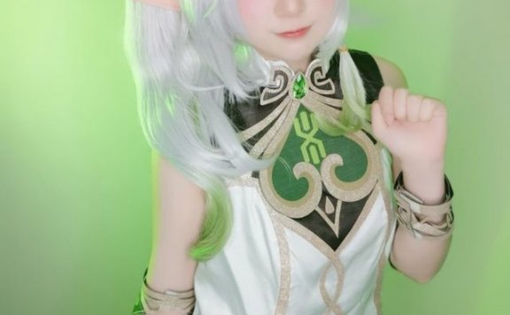 Yuki亭cos《原神》纳西妲,演绎一场华丽的小吉祥草王之舞