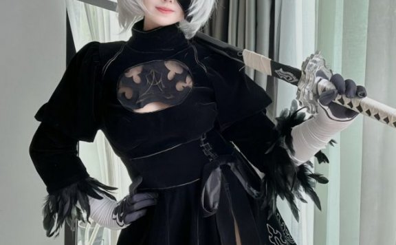 Ve'nus cos《尼尔：机械纪元》2B，将机械美少女融入现实的魅力