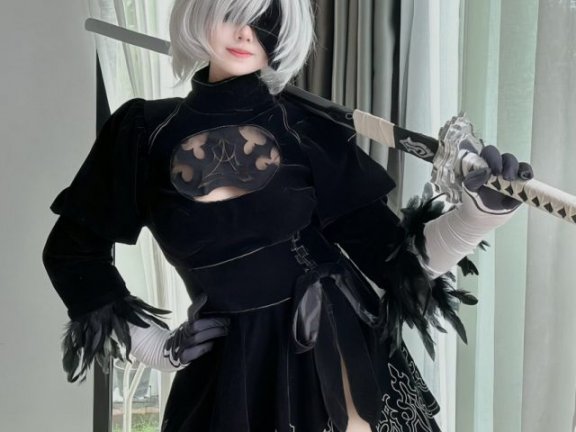 Ve'nus cos《尼尔：机械纪元》2B，将机械美少女融入现实的魅力