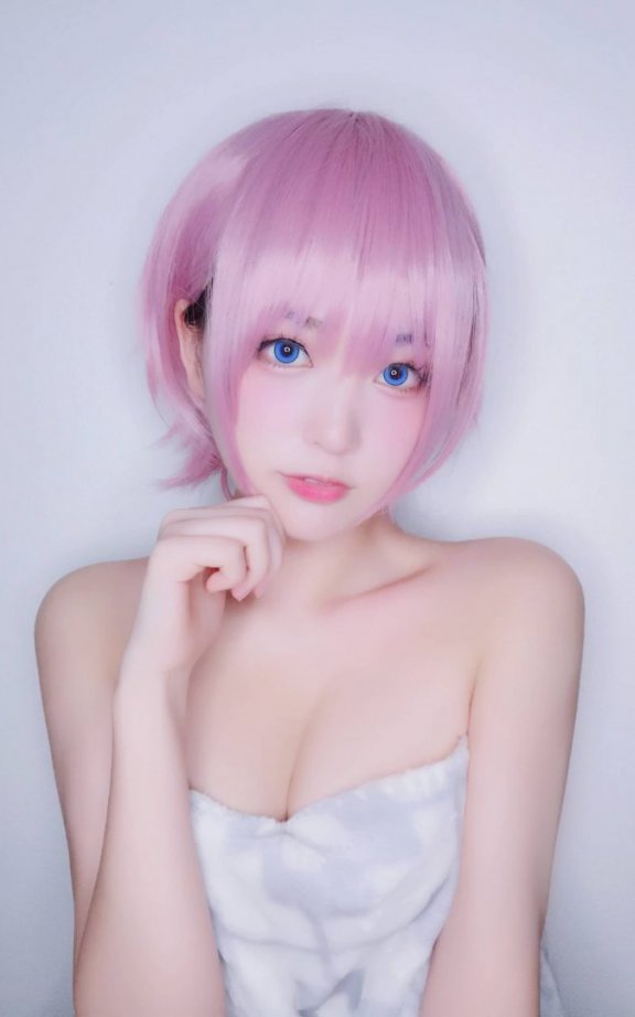 Yuki亭cos中野一花 | Yuki亭_五等分的新娘·中野一花cos [23P-69MB]